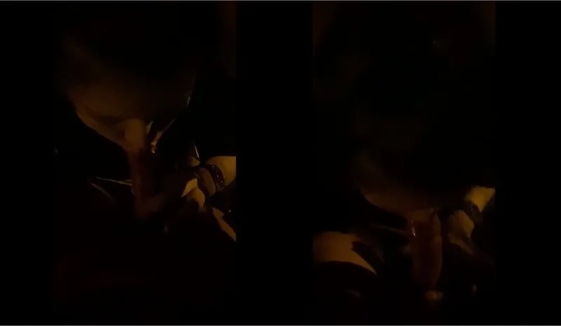 Cho con ghệ dâm liếm cây hàng trong công viên