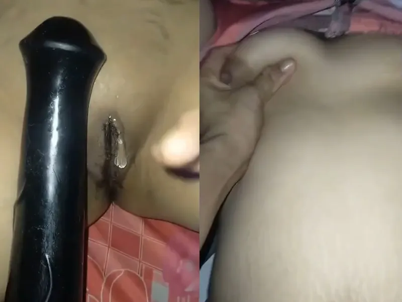 Ghệ xinh tươi vú đẹp cô bé múp móc lồn bằng sextoy cực sướng